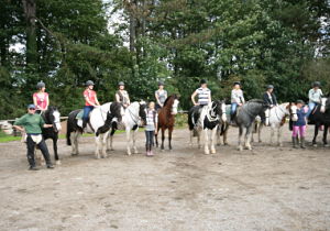 Horse Riding in the Midlands HDK